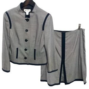 Worth Women's Gray 2 Piece Suit Set Mandarin Collar Vintage New York Wool 10